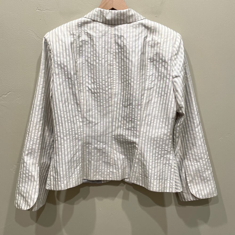 Kay Unger Women’s Striped Silk Blazer in White Grey - Plus Size: 14 - Picture 2 of 8
